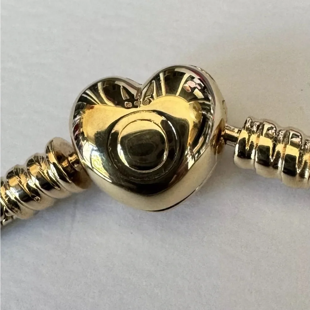 NEW❗️Authentic Pandora 14K Gold Moments Heart Clasp Snake Chain Bracelet 7.9”